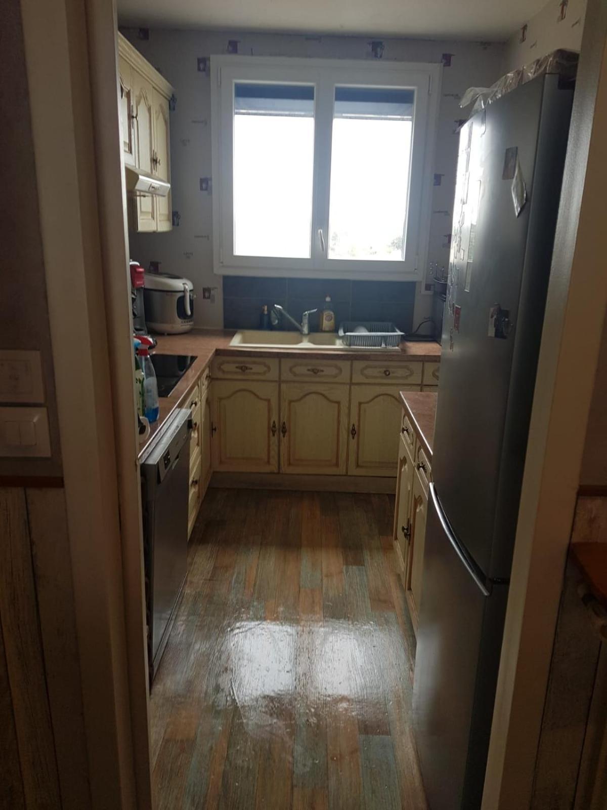 Chambre Neuve Dans Un Logement Partage A 10 Minute Du Circuit 24H Allonnes  外观 照片